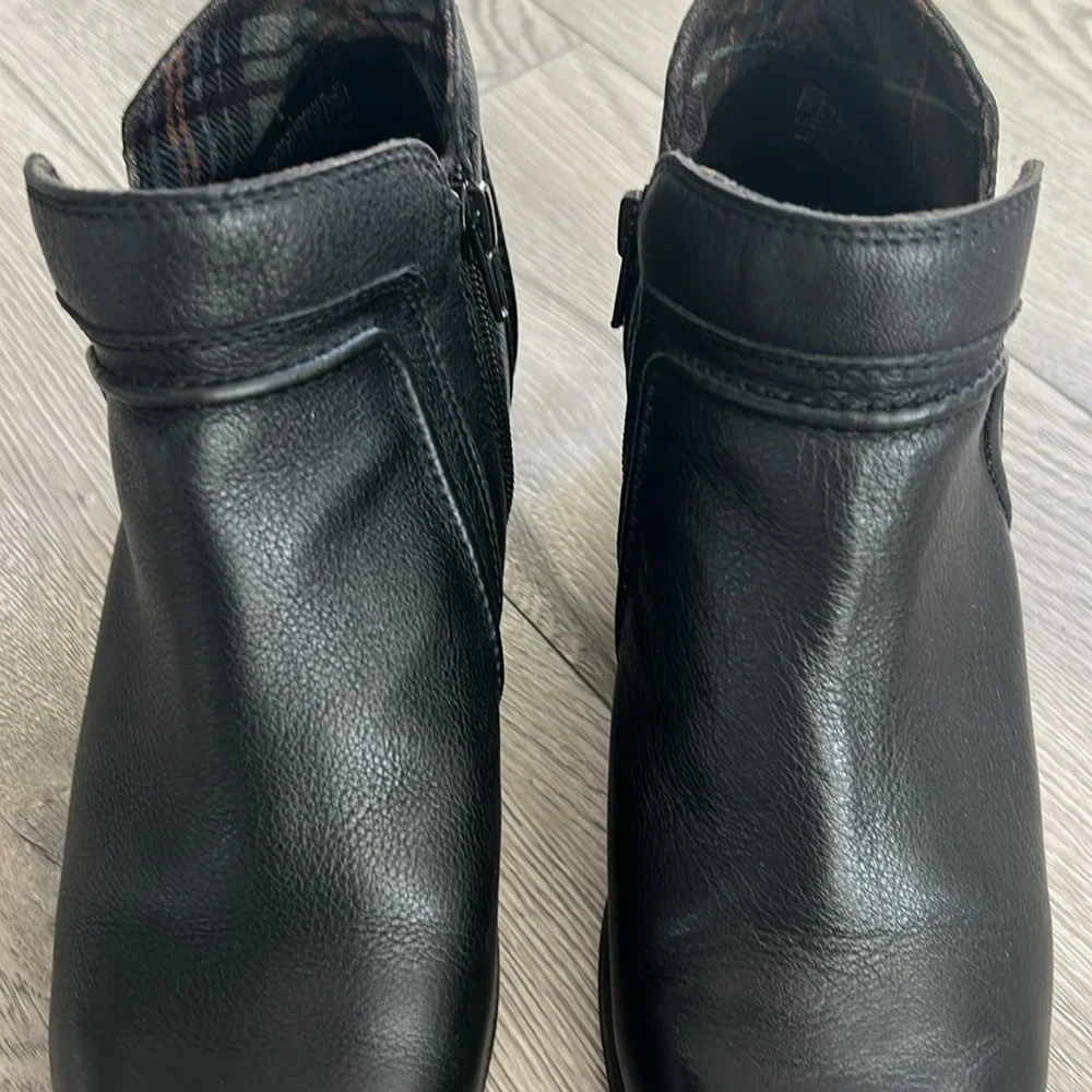 Rockport Cobb Hill Anisa Women’s Black Leather Ankle Boots Size 7‎